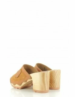 Kickers Sabots à Talons Kick Woodstok Daim Camel -Hylton Magasin 895170 114 kickers 2